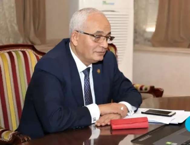 د. رضا حجازي وزير التعليم الجديد